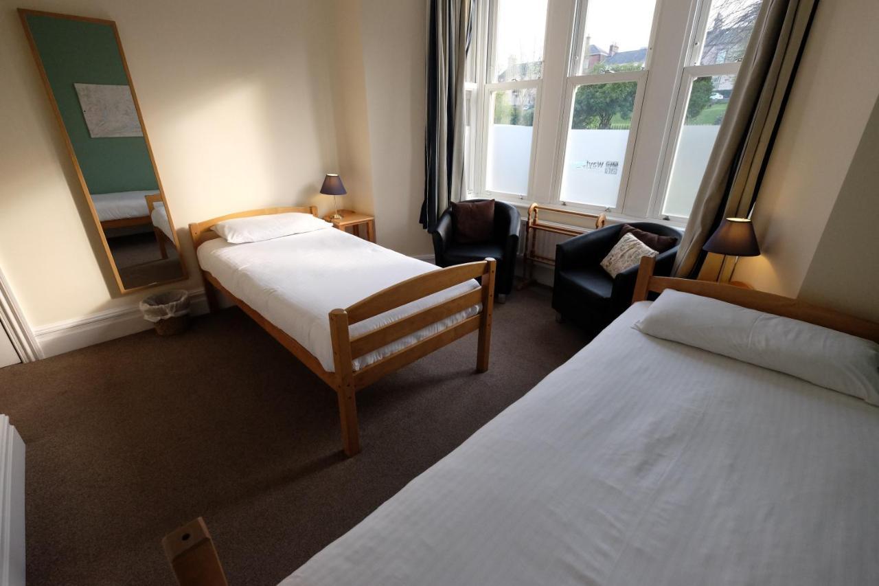 Wayfarers Independent Hostel Penrith Bagian luar foto