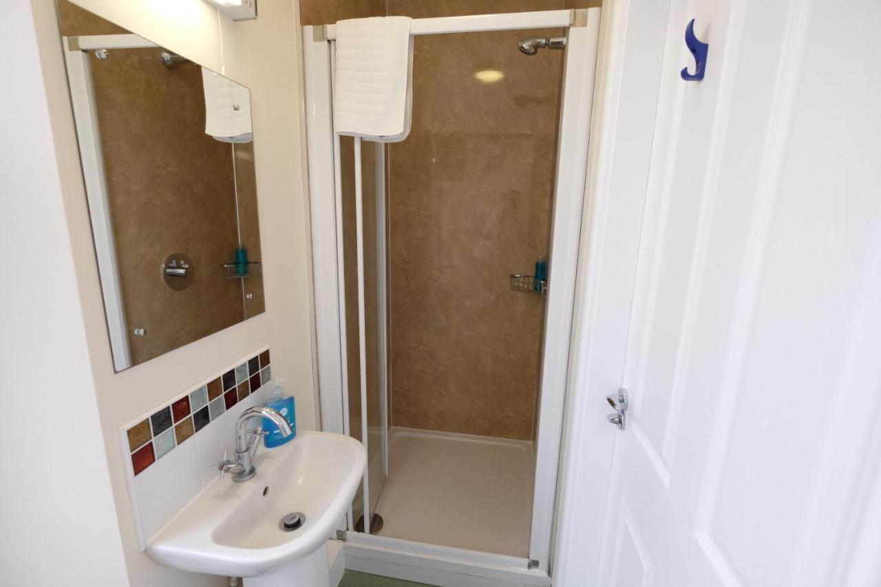 Wayfarers Independent Hostel Penrith Bagian luar foto