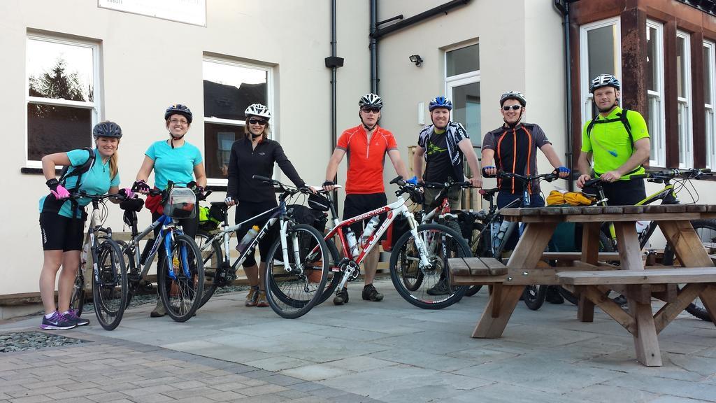 Wayfarers Independent Hostel Penrith Bagian luar foto